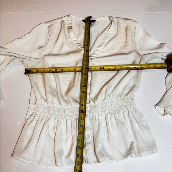 Banana Republic Ivory Smocked Waist Peplum Blouse Bridal Medium Officecore - Picture 5 of 7